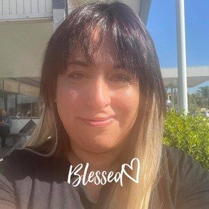 Meet your Posher, Julie anne